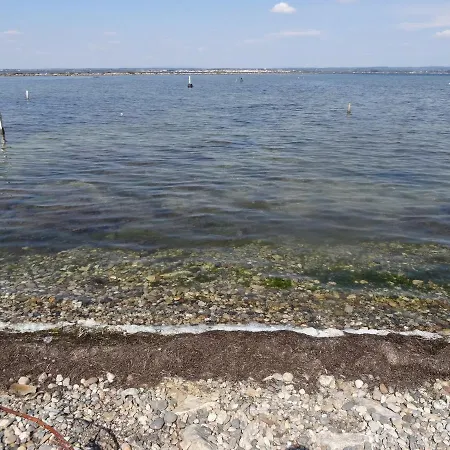 Plages Et Coquillages Vue Tres Proche Des Plages Climatisation شقة